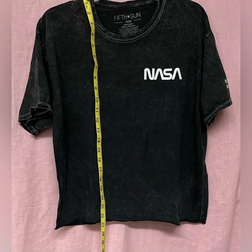 Fifth Sun Nasa Shirt American Flag Raw Hem Stone Wash Graphic Tee Women’s Large - Picture 5 of 8